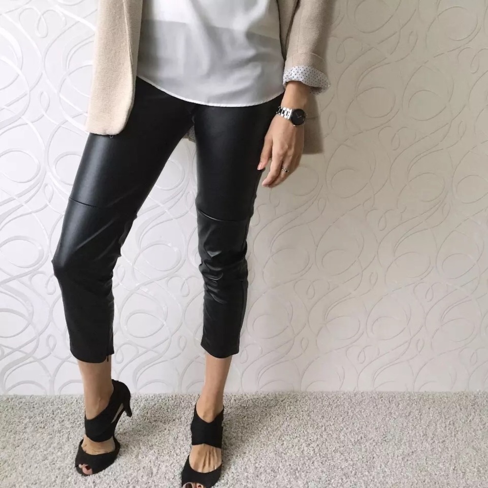 “Legends Are Made” (CLOSING CLOSET SALE) - Picture 3 of 7